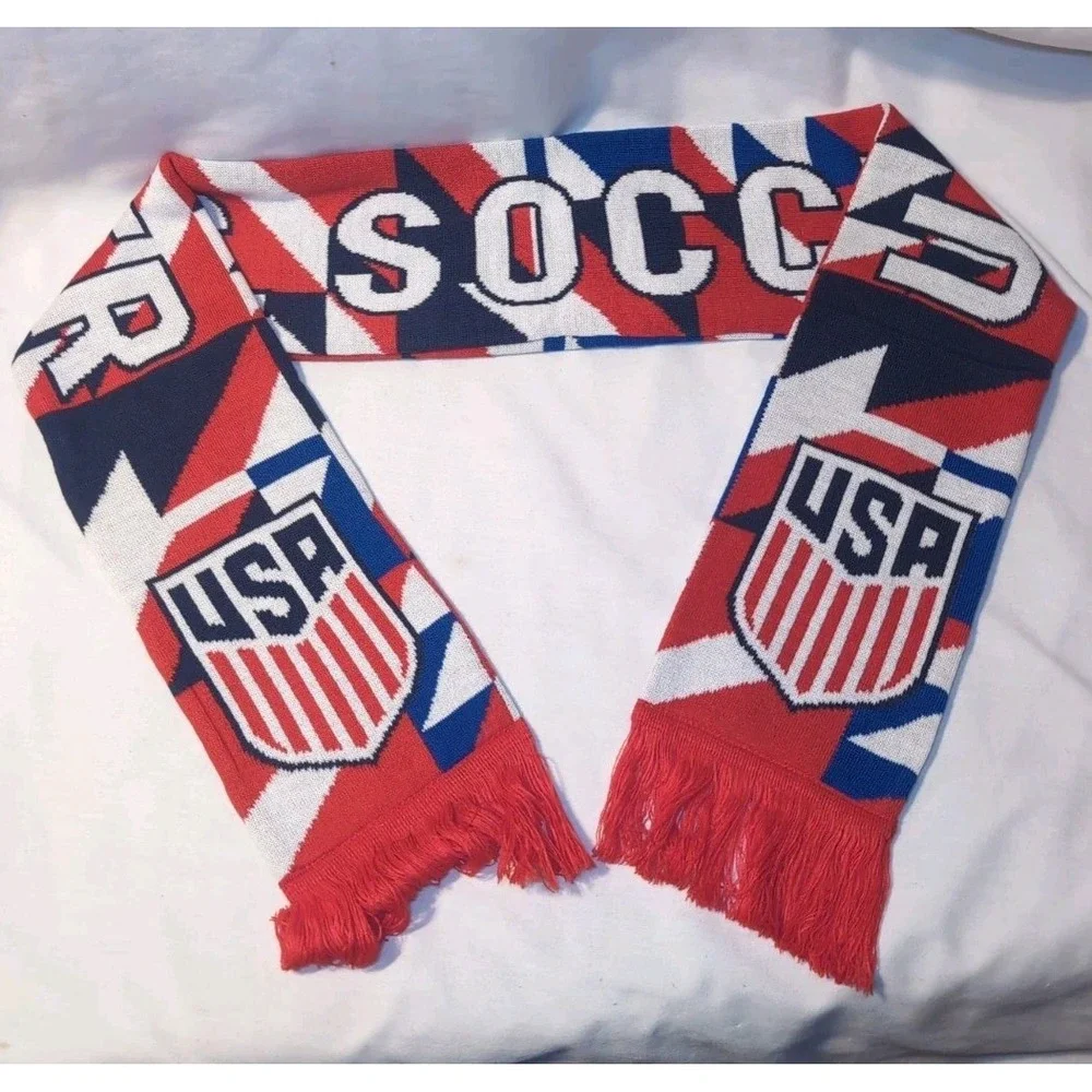 USA U.S Soccer Futbol Scarf FIFA World Cup Icon Sports Official Merch